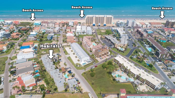Ground Floor 2br Steps To Beach - South Padre Island, TX