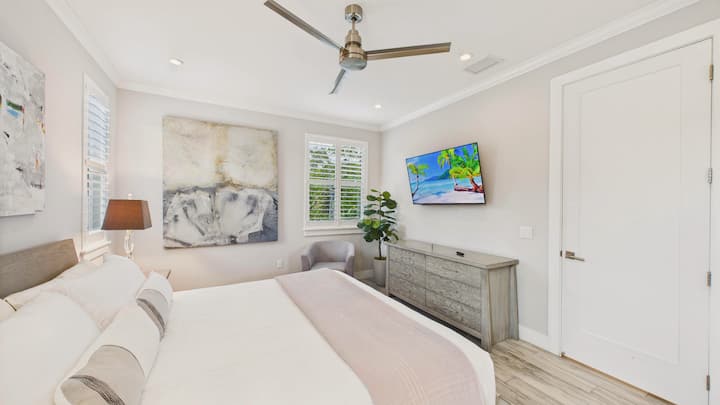 CAM05030G0-PR0020-STILL046