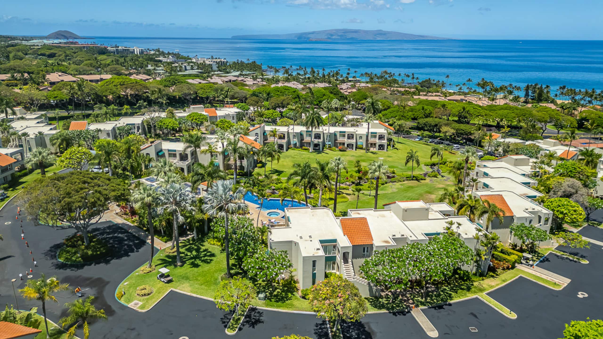 Condo in Kihei · ★5.0 · 2 bedrooms · 4 beds · 2 private baths - Image 37