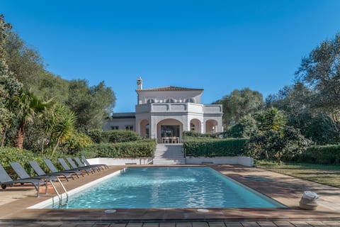 Villa Eagle