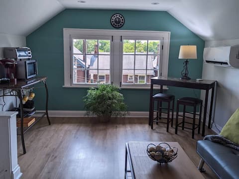 Successful Airbnb property: Bright Studio Stay – Downtown in Livingston Avenue Area