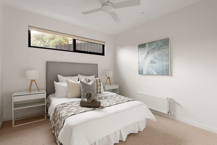 Საძინებელი 4