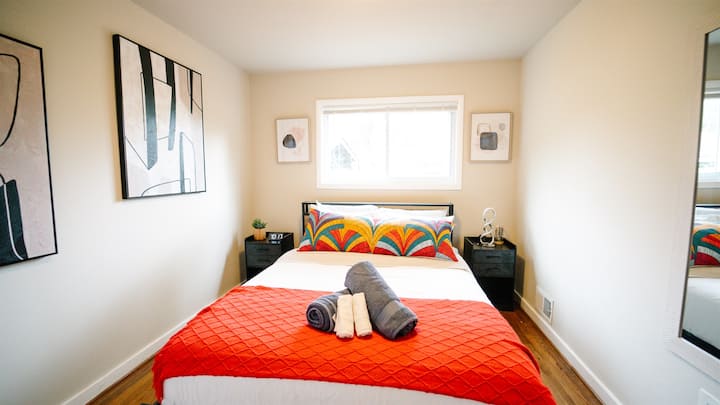 Gang slaapkamer met 1 tweepersoonsbed - 2 slaapplaatsen