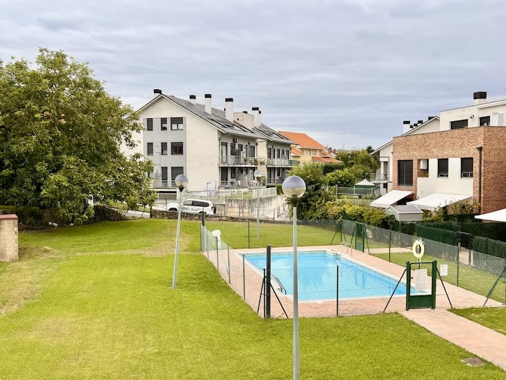 Superbe Appartement Avec Piscine à Mogro - Suances