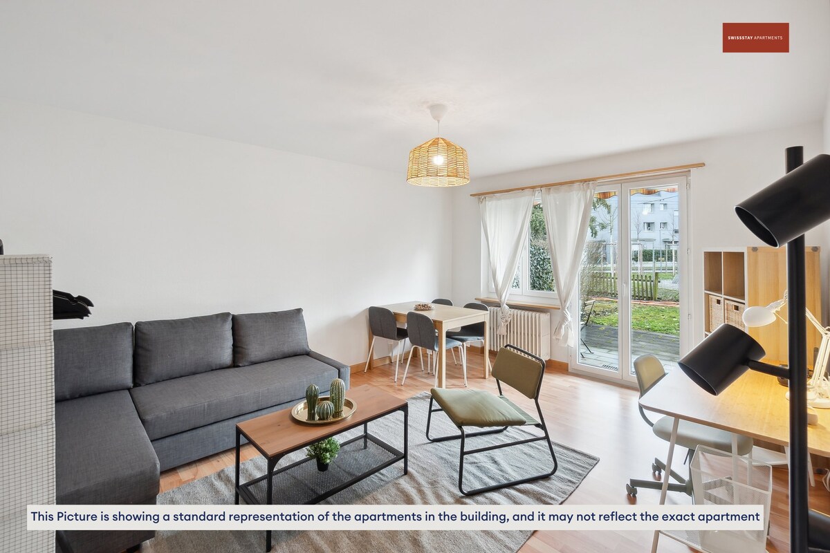 Popular Airbnb listing: Simple 1‑Bedroom Apartment w/ Balcony in Albisrieden