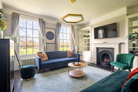 Popular Airbnb listing: Stunning Central Georgian Home in Impington