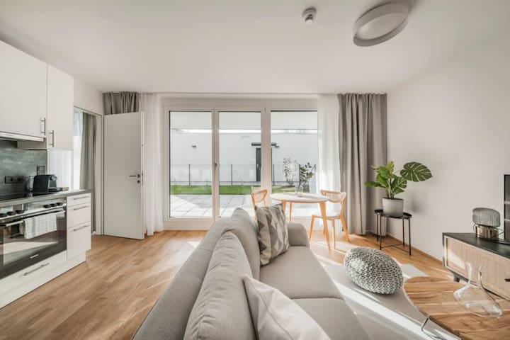 Arbio I Liv’s Place Lux Apartments managed Airbnb listing 3