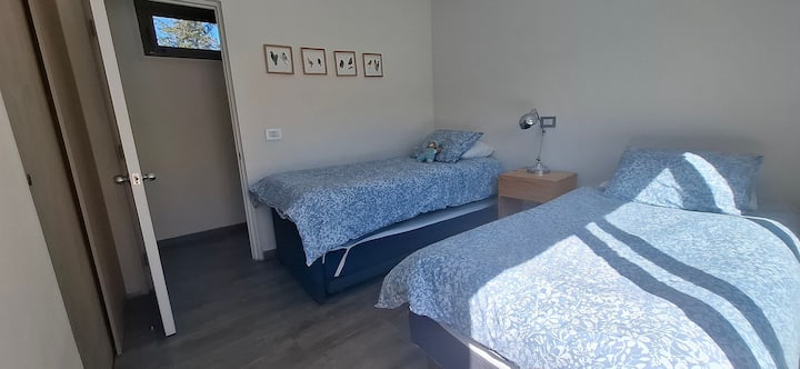 Kitanda, Chumba cha kulala, Picha ya chumba kizima