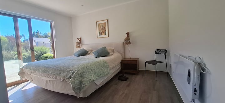 Kitanda, Chumba cha kulala, Picha ya chumba kizima