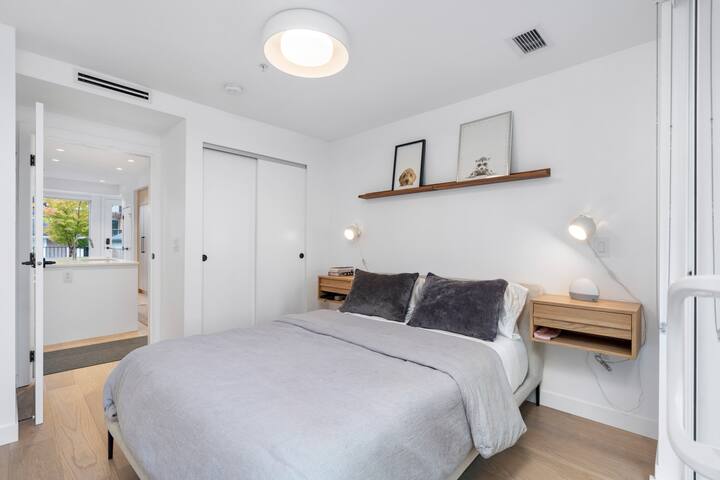 16 - 20250805 A7M3 02 A1_08444