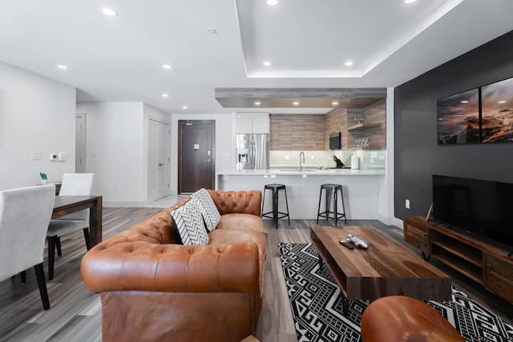 Elegant 2br Apt With Gym, Steps From Citadel Hill - Halifax, NS, Canada