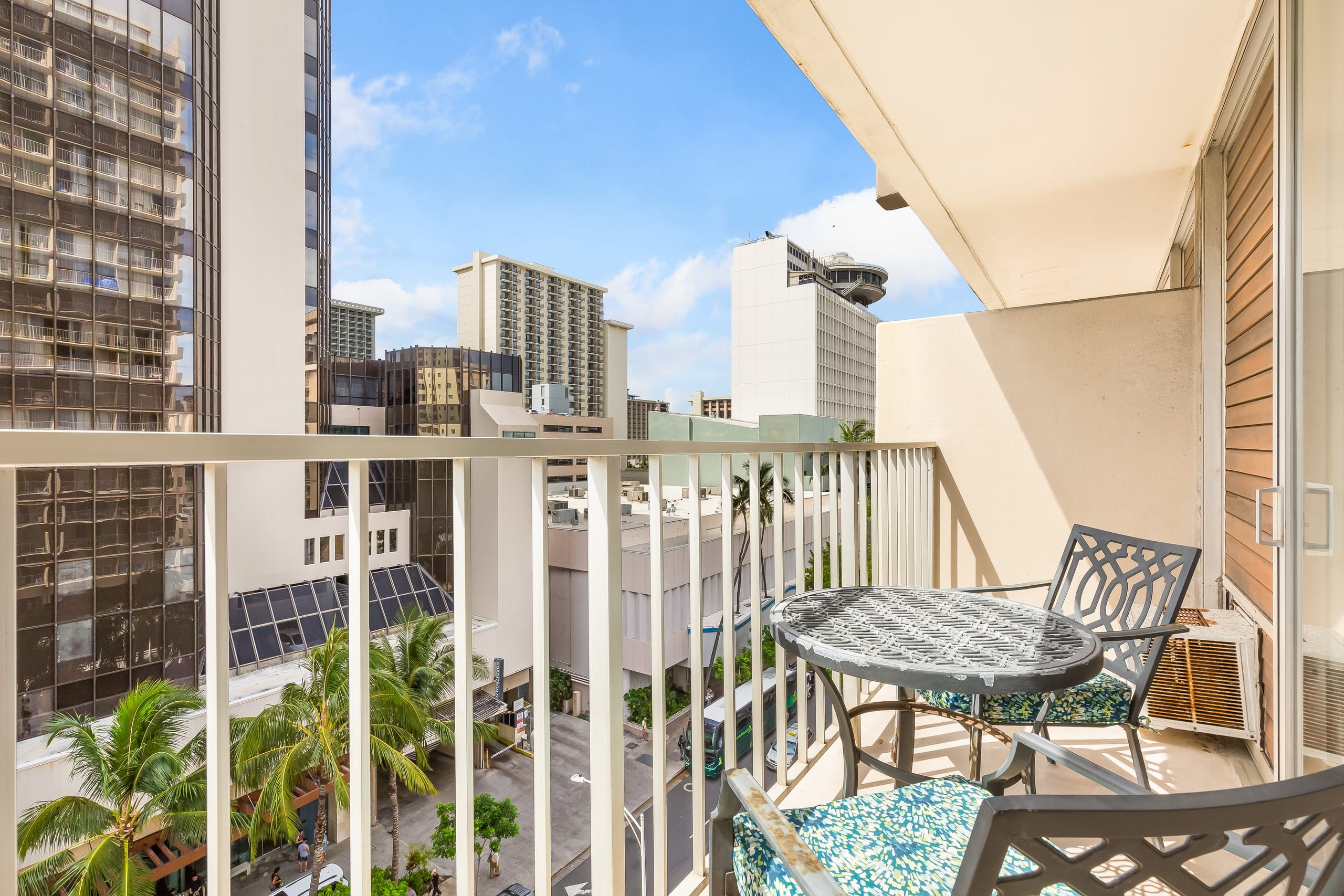 City View Family Fun Condo at Marine Surf Waikiki - Image 22