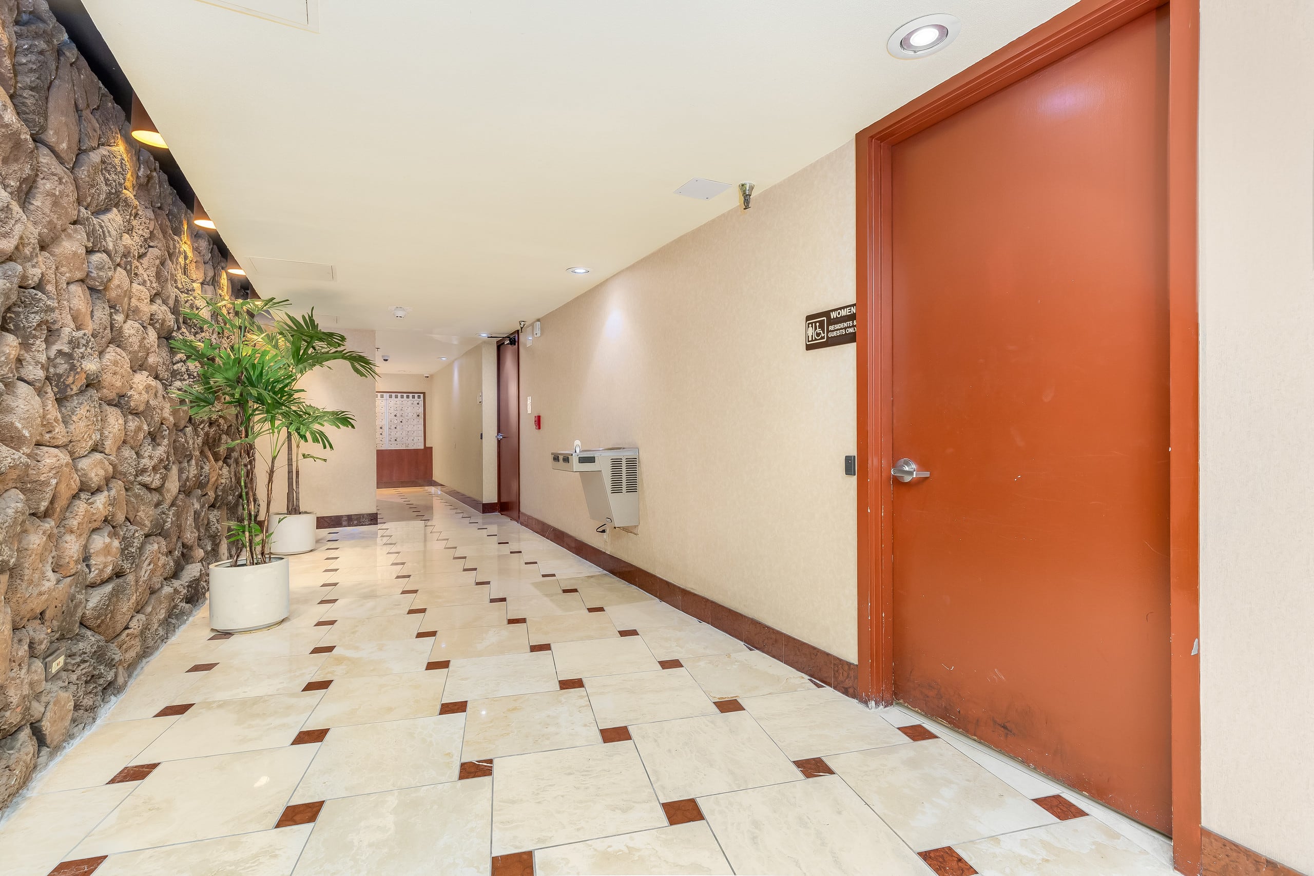 City View Family Fun Condo at Marine Surf Waikiki - Image 32