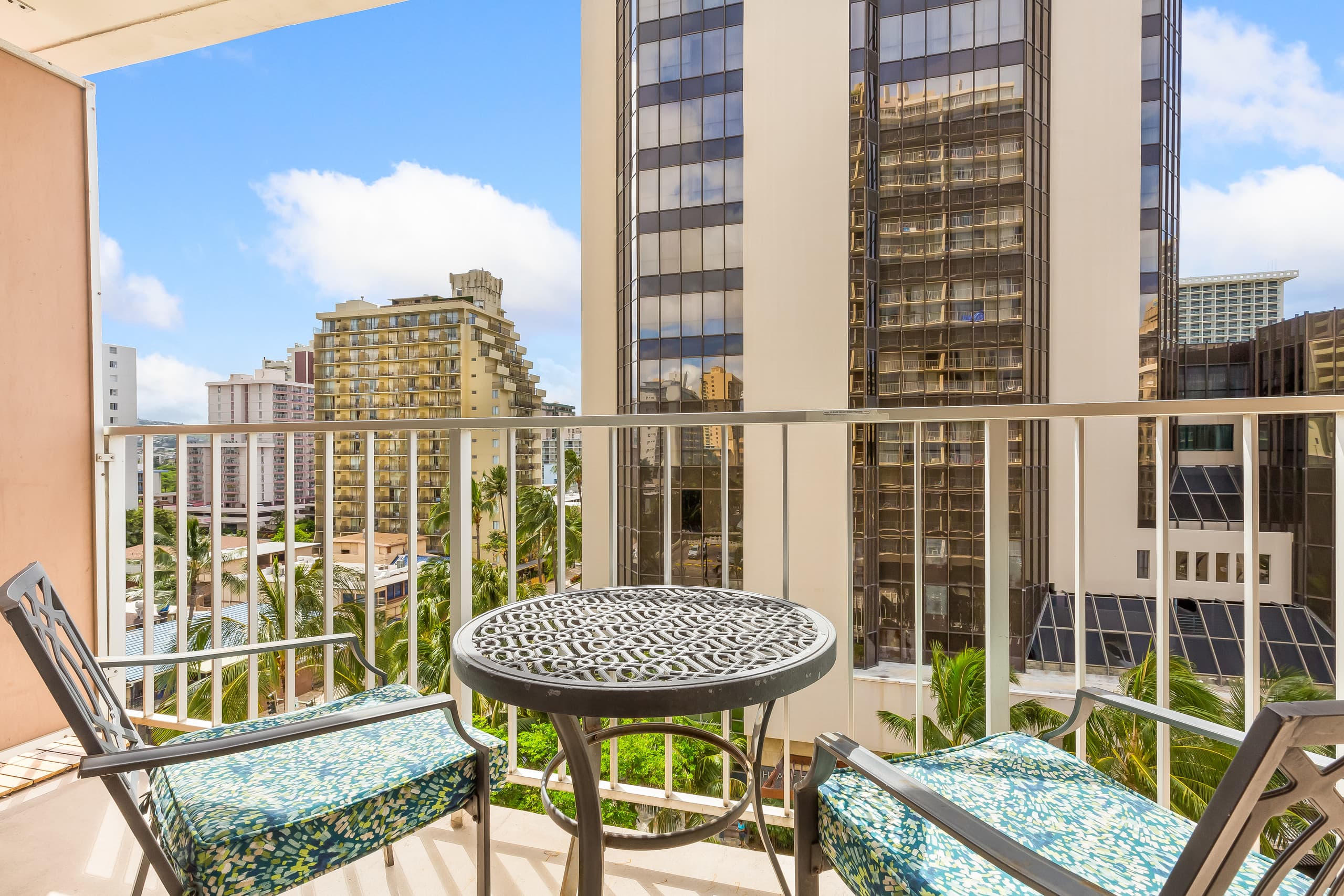City View Family Fun Condo at Marine Surf Waikiki - Image 20