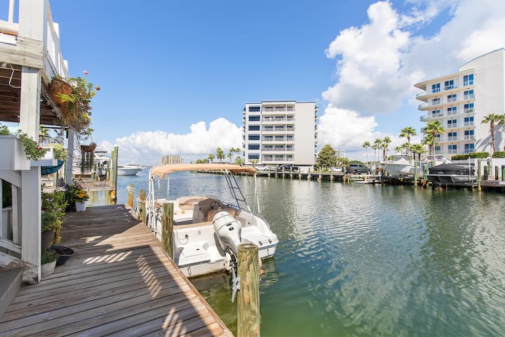 "Happy Harbor" 2 Private Beaches, Dock Space, 2 Ba - オカルーサ・アイランド, FL