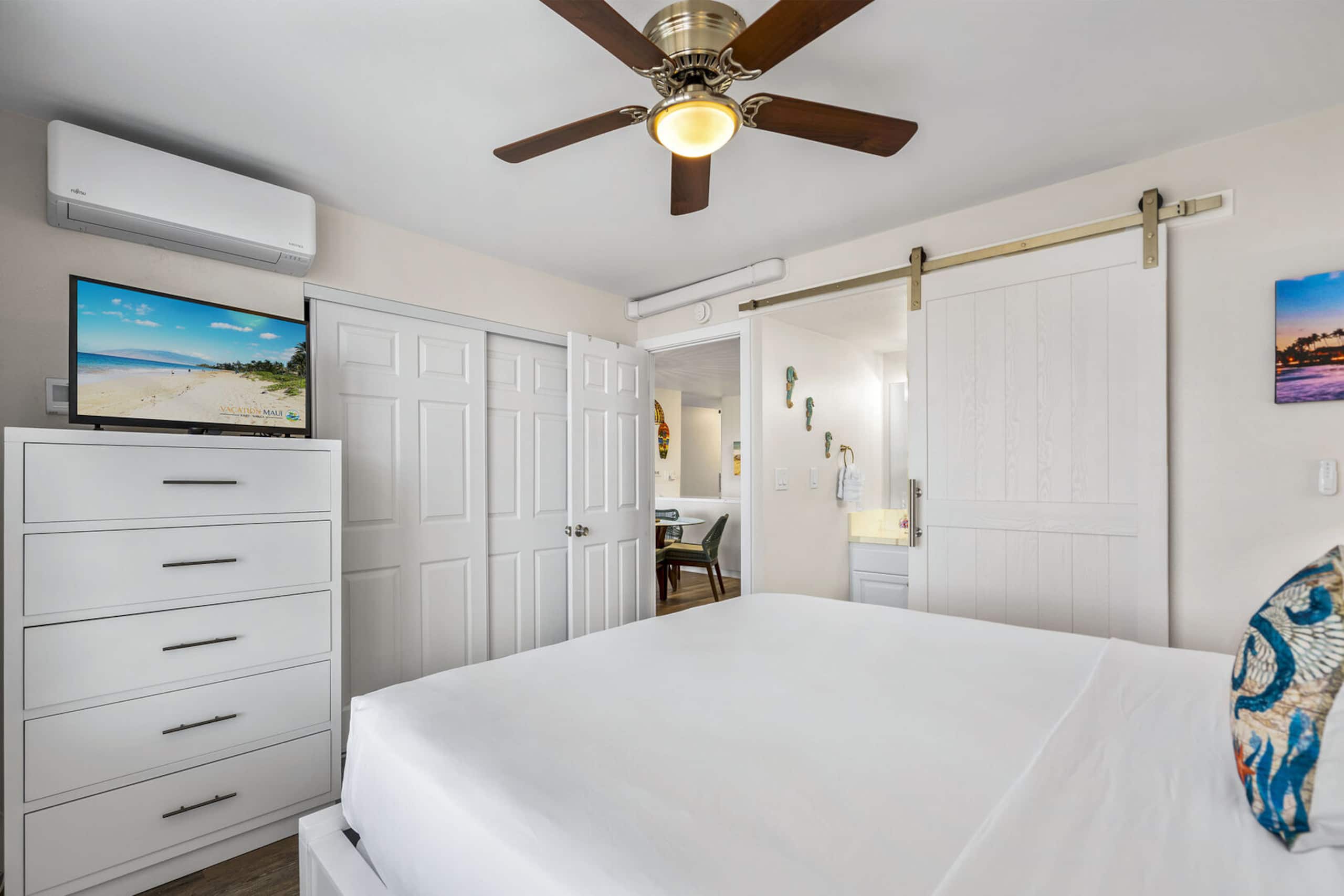 Condo in Kihei · ★4.75 · 2 bedrooms · 4 beds · 2 private baths - Image 27