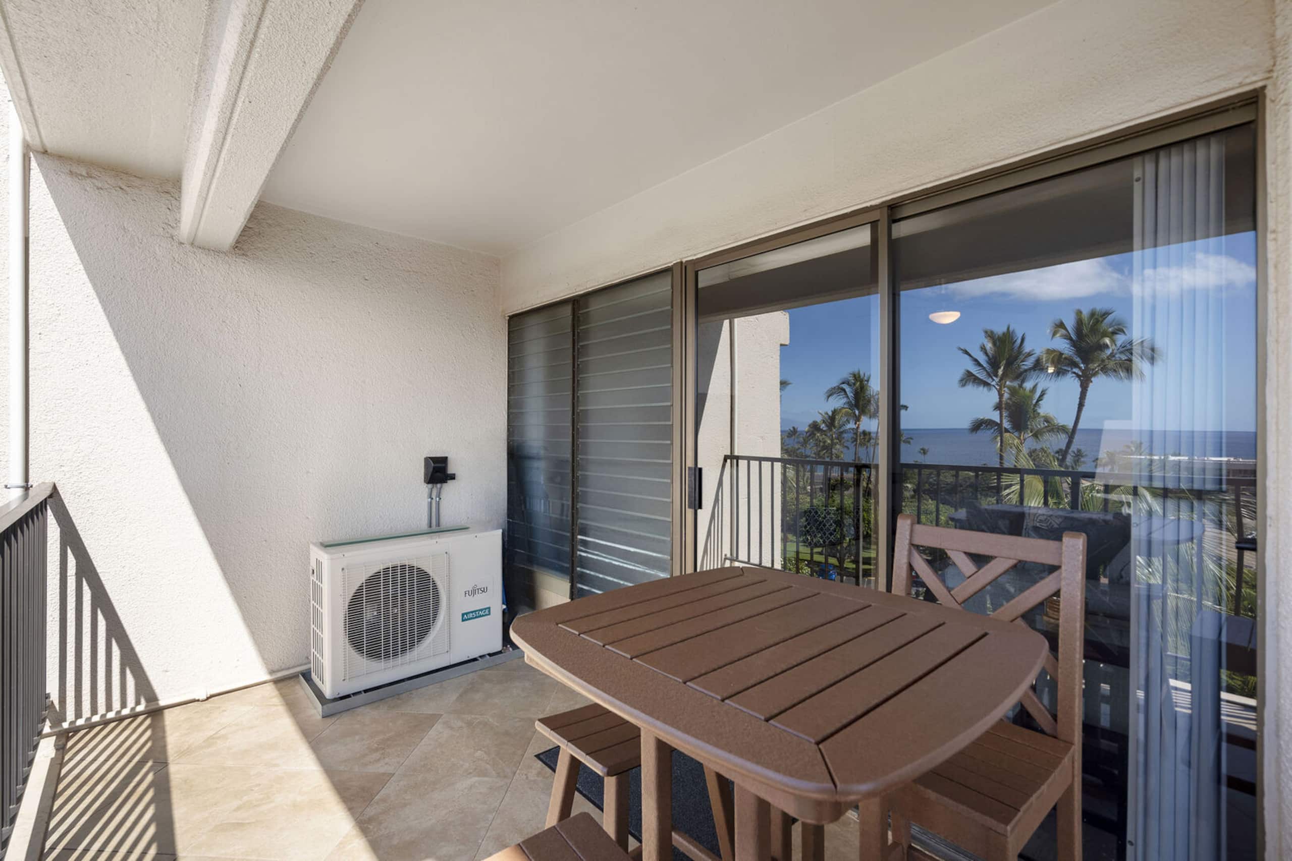Condo in Kihei · ★4.75 · 2 bedrooms · 4 beds · 2 private baths - Image 11