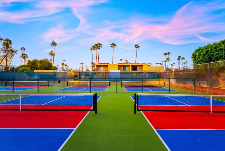 Gorgeous, Safe Community, W/Pickleball, Pool, Spa