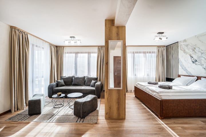 4 Private Lux Studios Together
