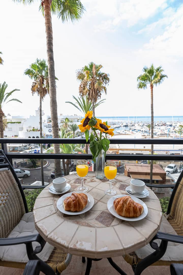Fabulous 1br Apart. With Views Of Puerto Marbella - Marbella