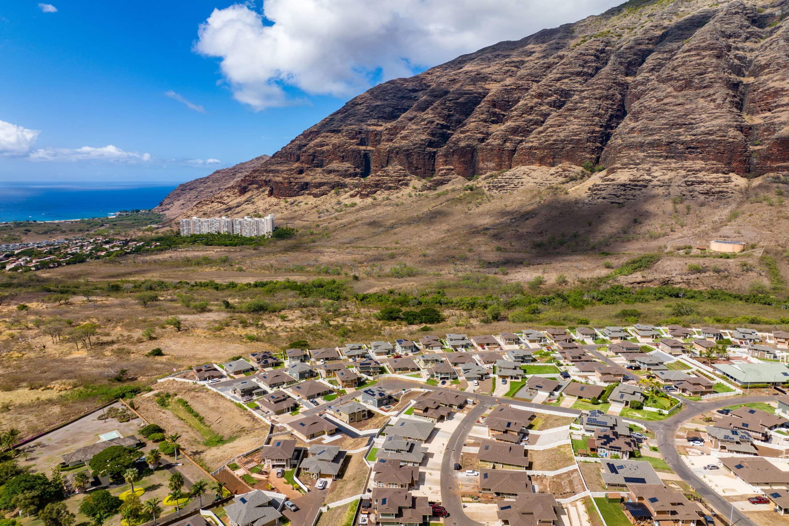 Home in Waianae · ★4.5 · 6 bedrooms · 10 beds · 4.5 private baths - Image 92