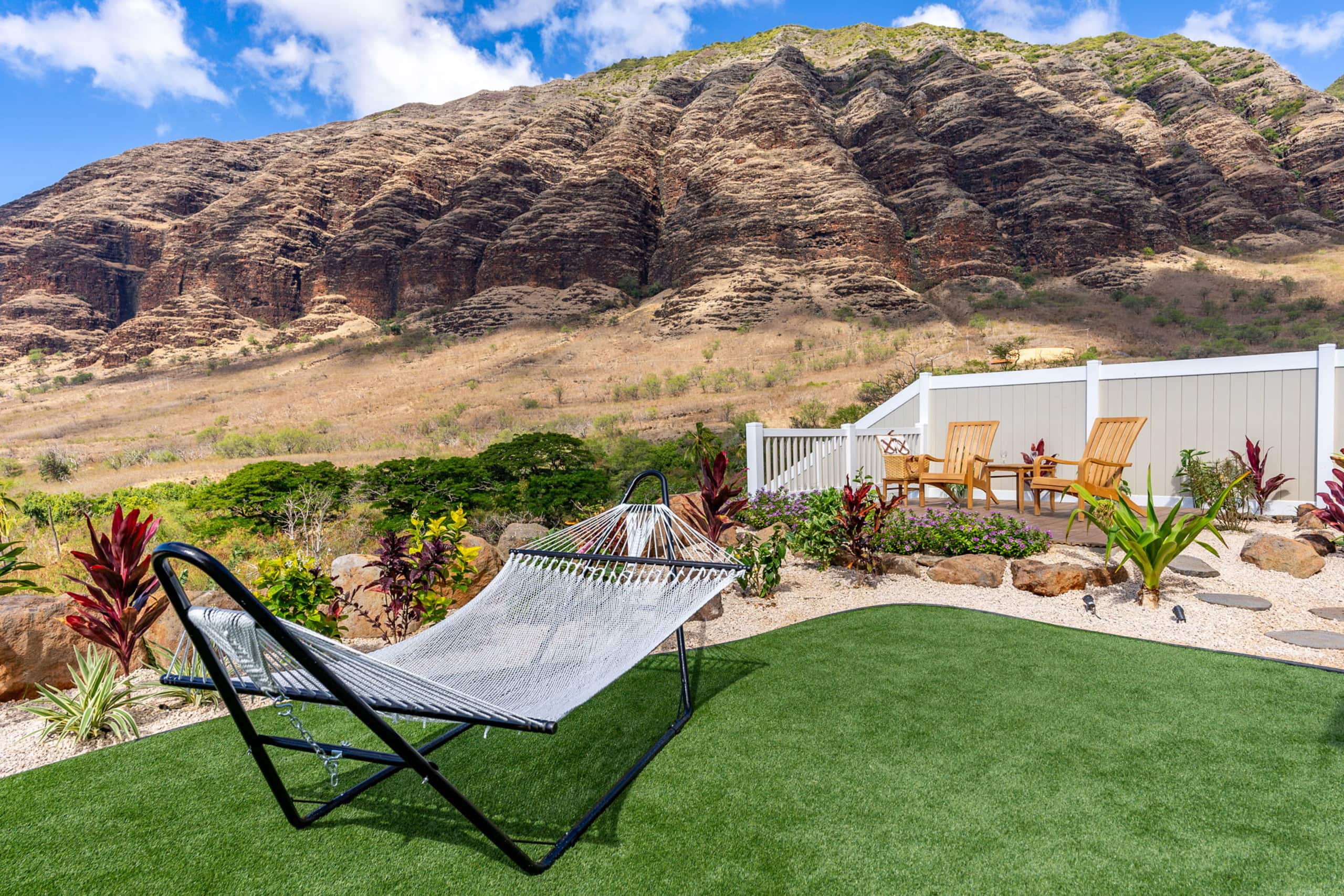 Home in Waianae · ★4.5 · 6 bedrooms · 10 beds · 4.5 private baths - Image 30