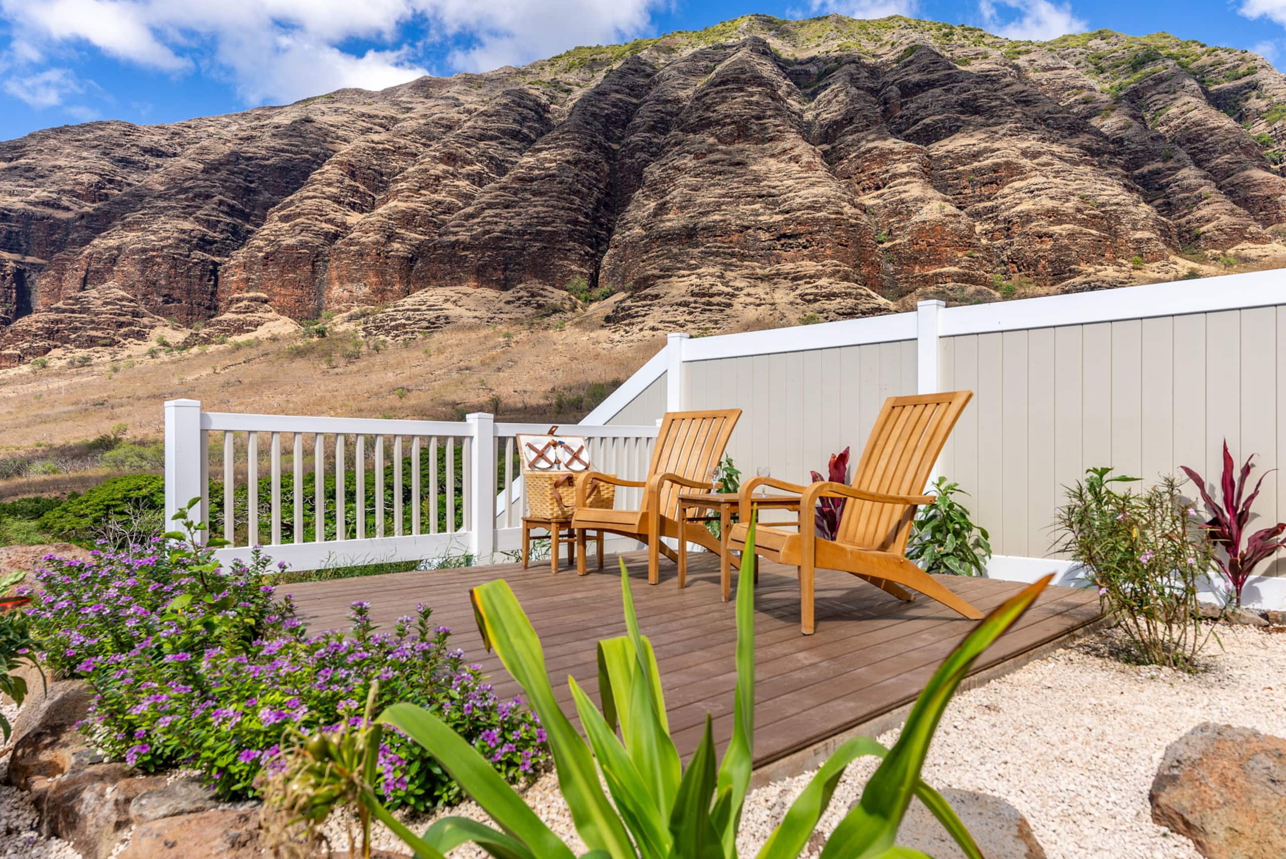 Home in Waianae · ★4.5 · 6 bedrooms · 10 beds · 4.5 private baths - Image 32