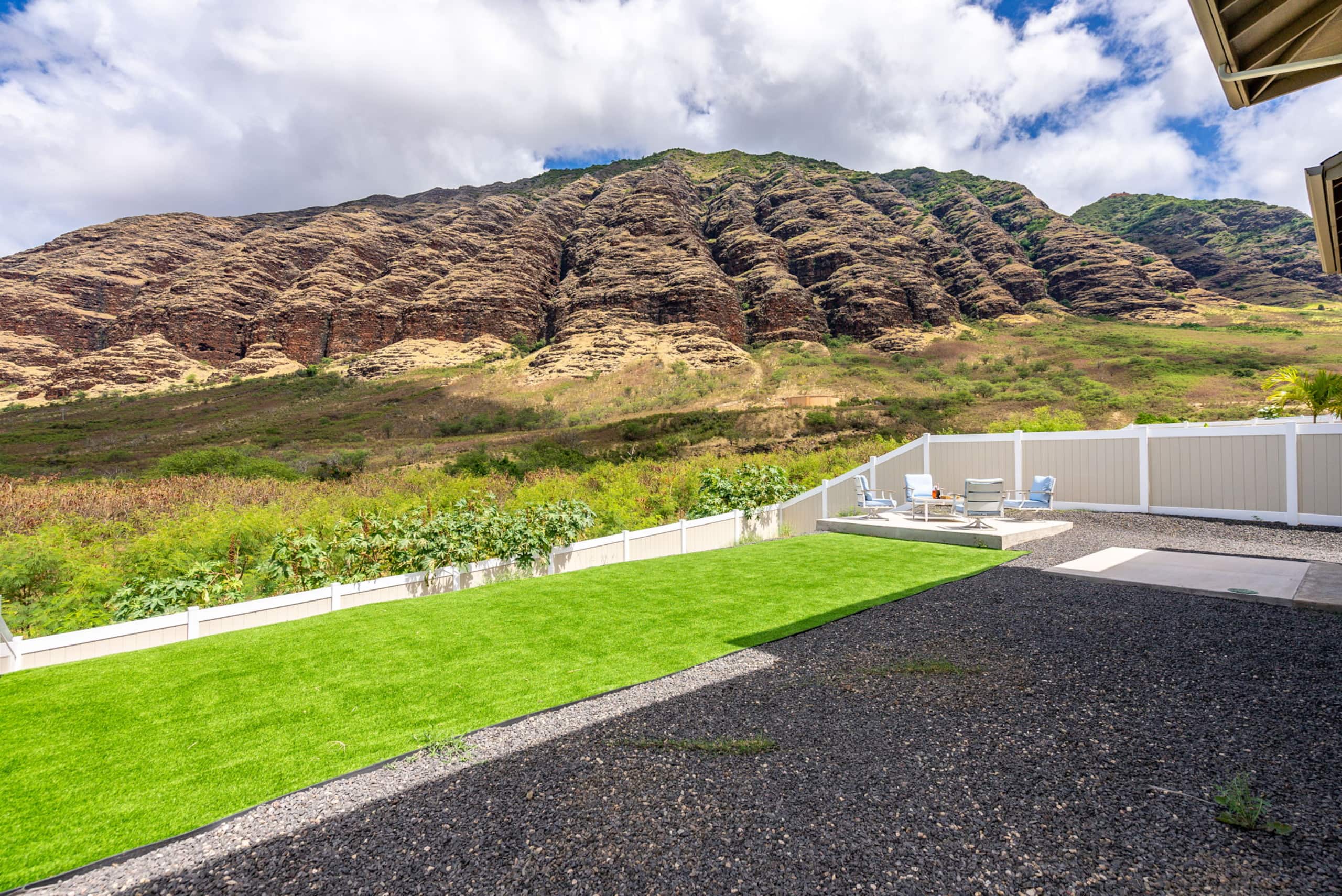 Home in Waianae · ★4.5 · 6 bedrooms · 10 beds · 4.5 private baths - Image 77