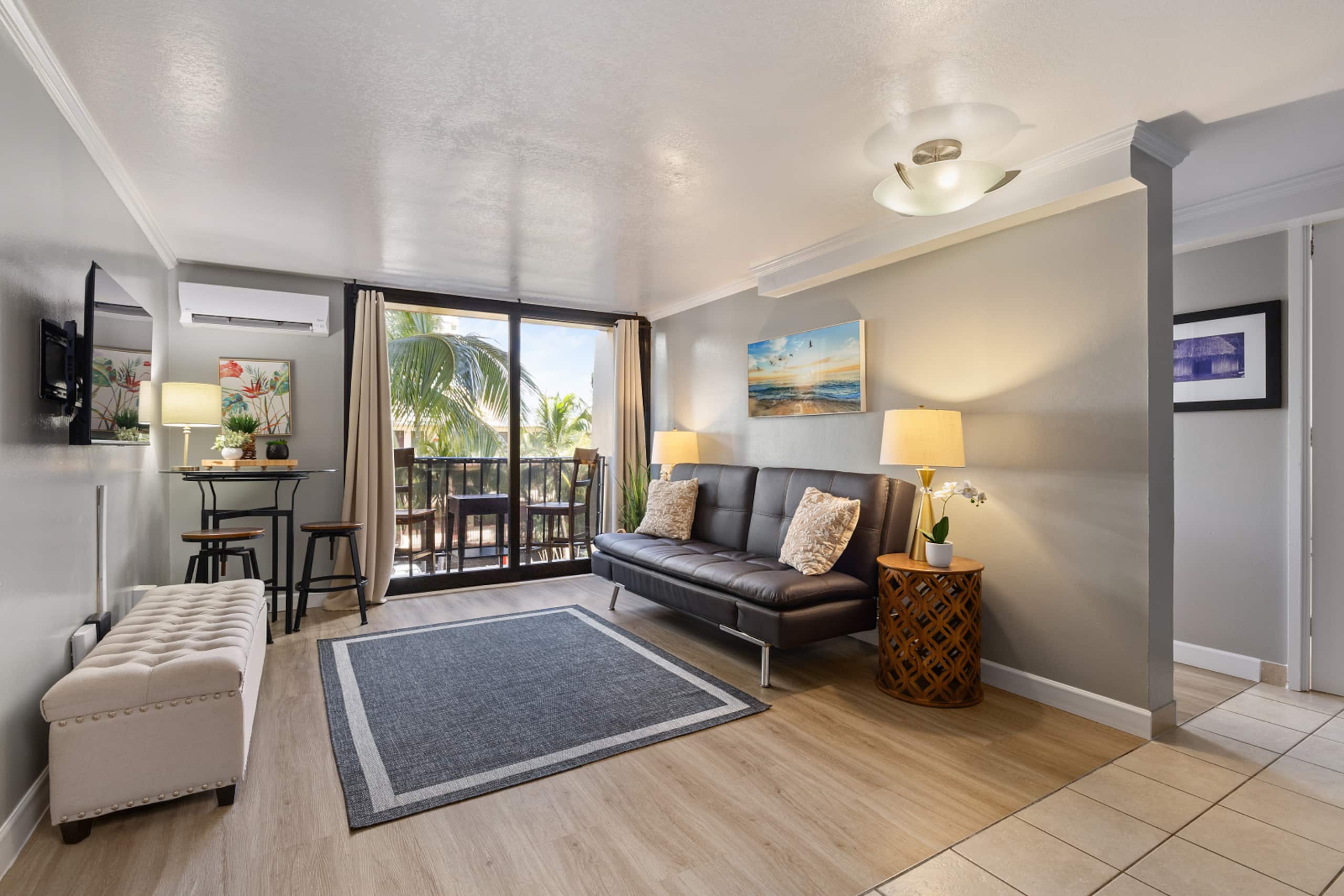 Condo in Honolulu · ★4.79 · 1 bedroom · 2 beds · 1 private bath - Image 2