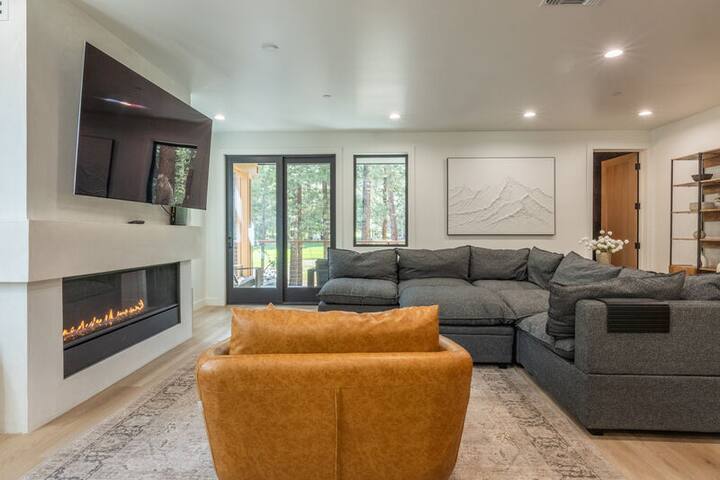 Mammoth Five Star Lodging managed Airbnb listing 2