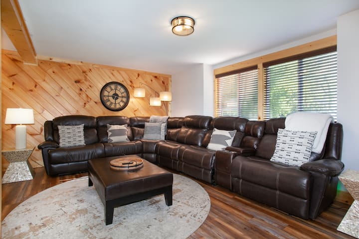 סלון – מקום המפגש שלכם בבקתה