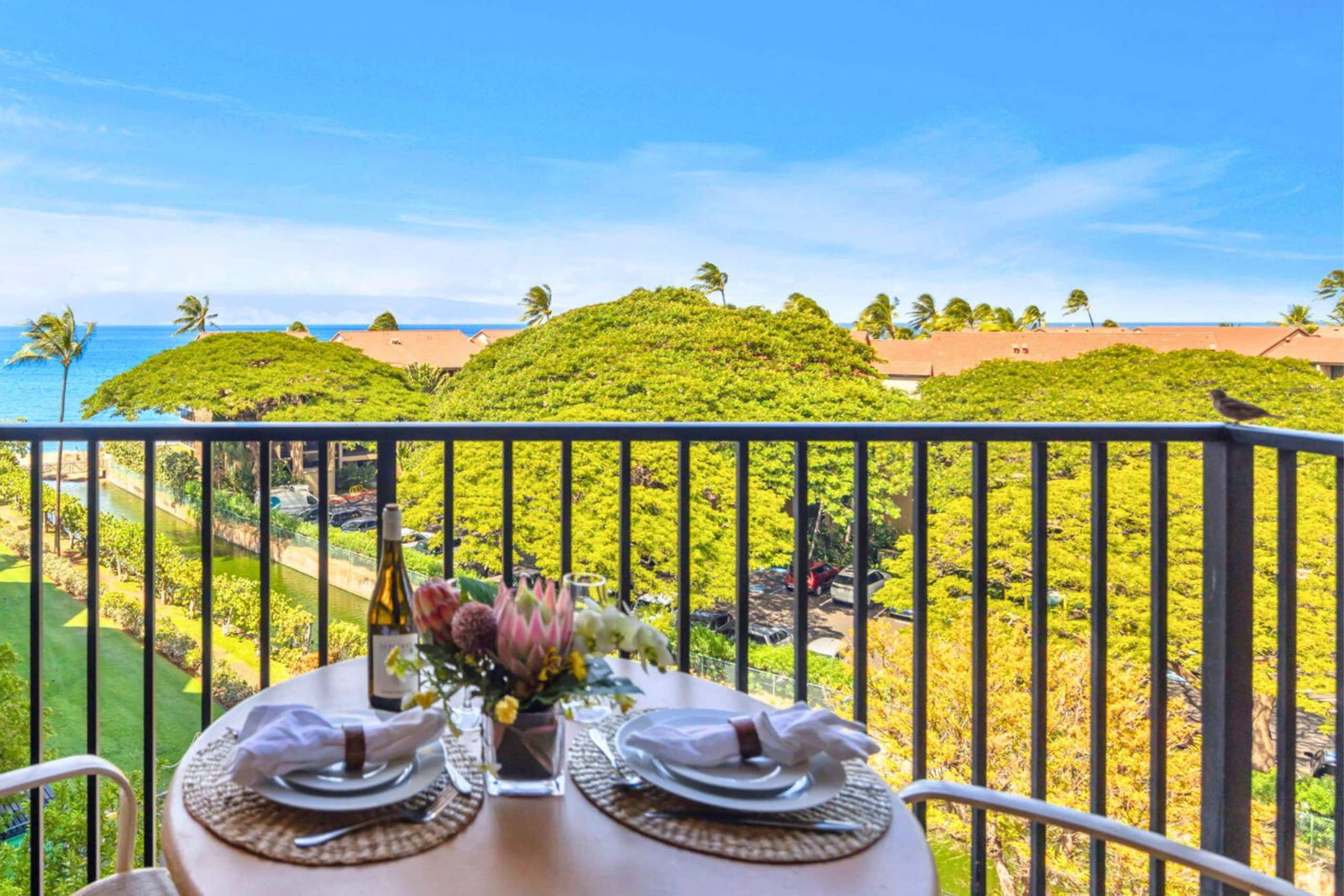 Condo in Lahaina · ★4.63 · 2 bedrooms · 4 beds · 2 baths - Image 25