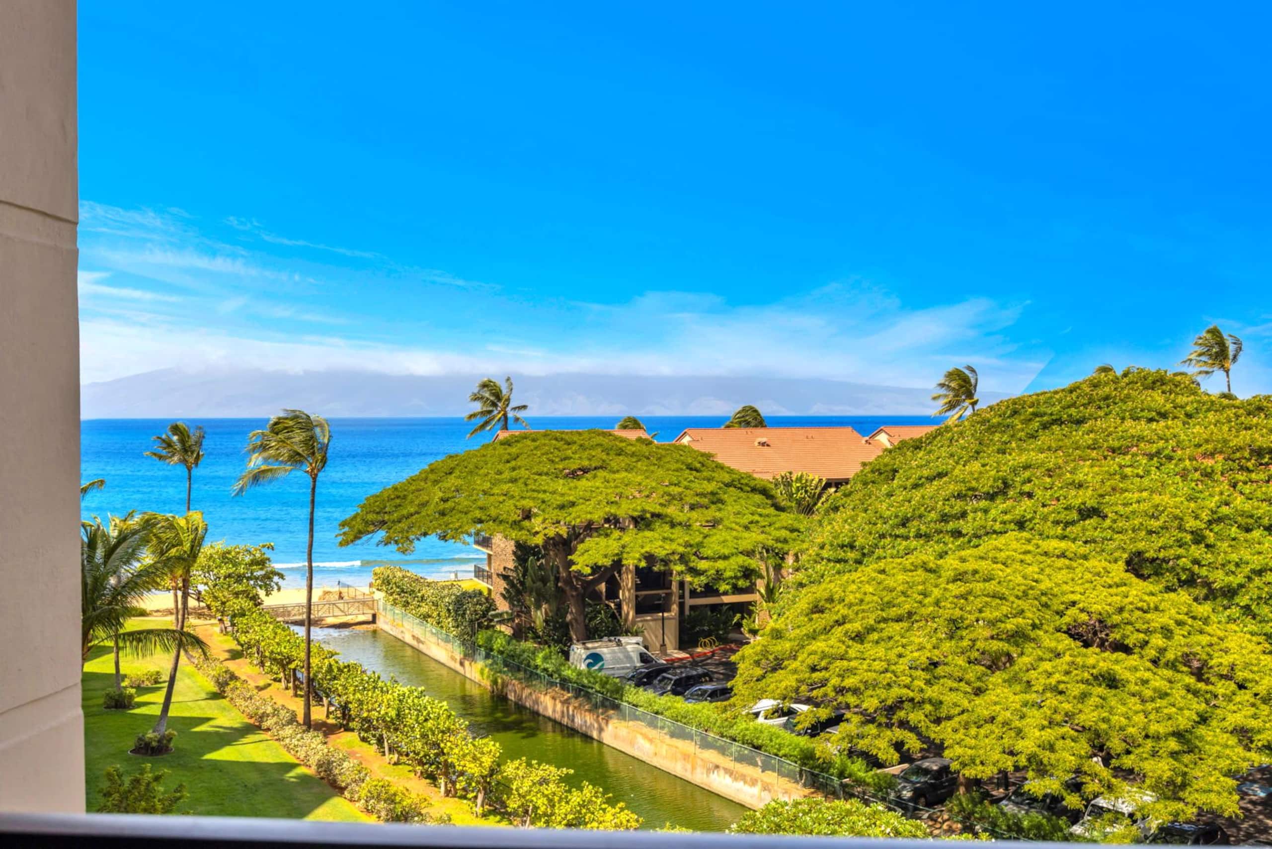 Condo in Lahaina · ★4.63 · 2 bedrooms · 4 beds · 2 baths - Image 27