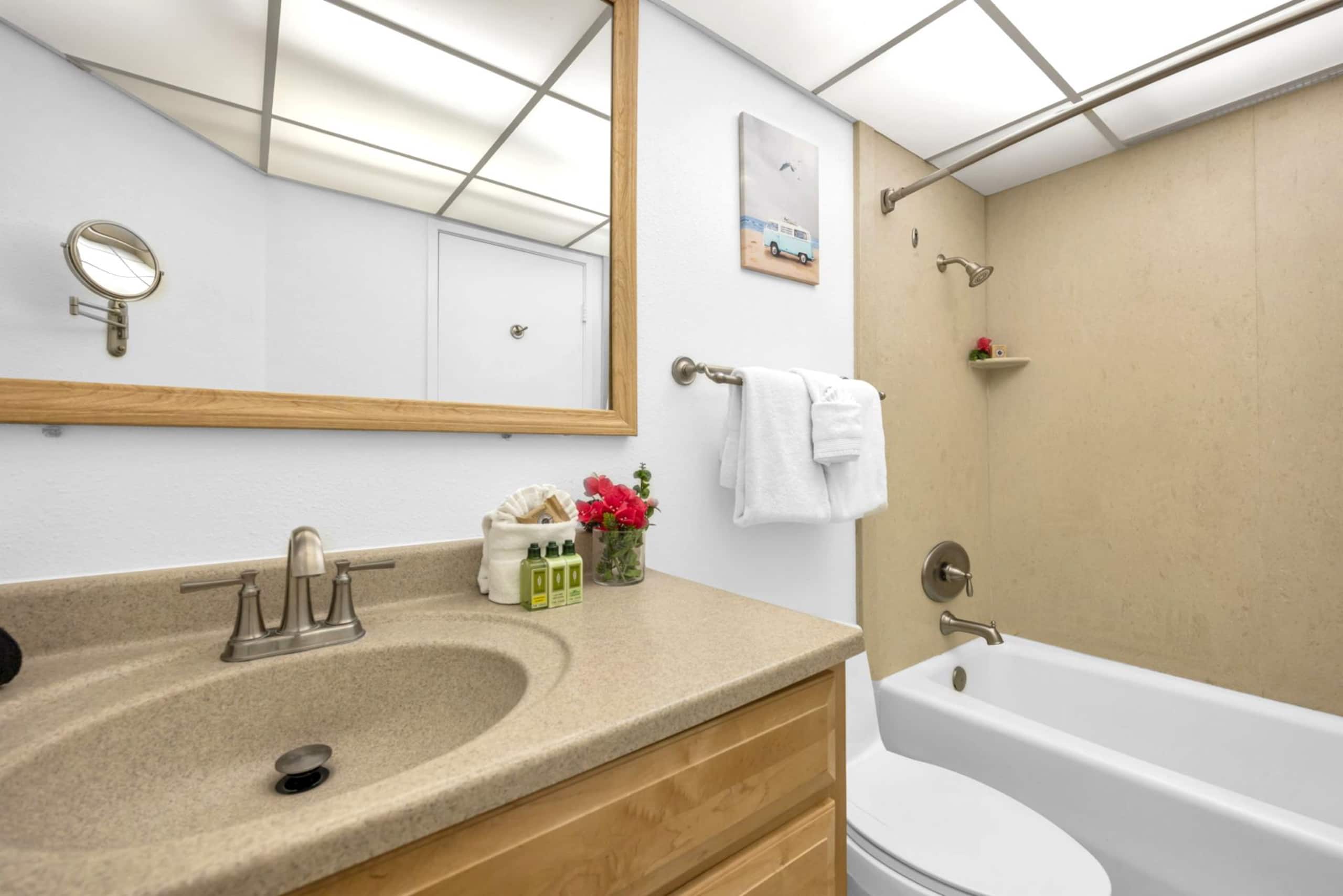 Condo in Lahaina · ★4.63 · 2 bedrooms · 4 beds · 2 baths - Image 53