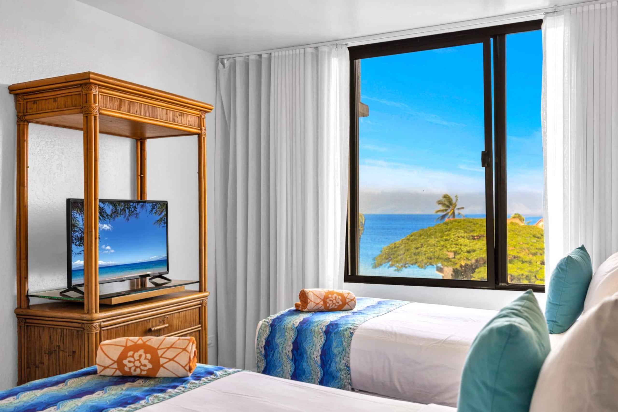 Condo in Lahaina · ★4.63 · 2 bedrooms · 4 beds · 2 baths - Image 14