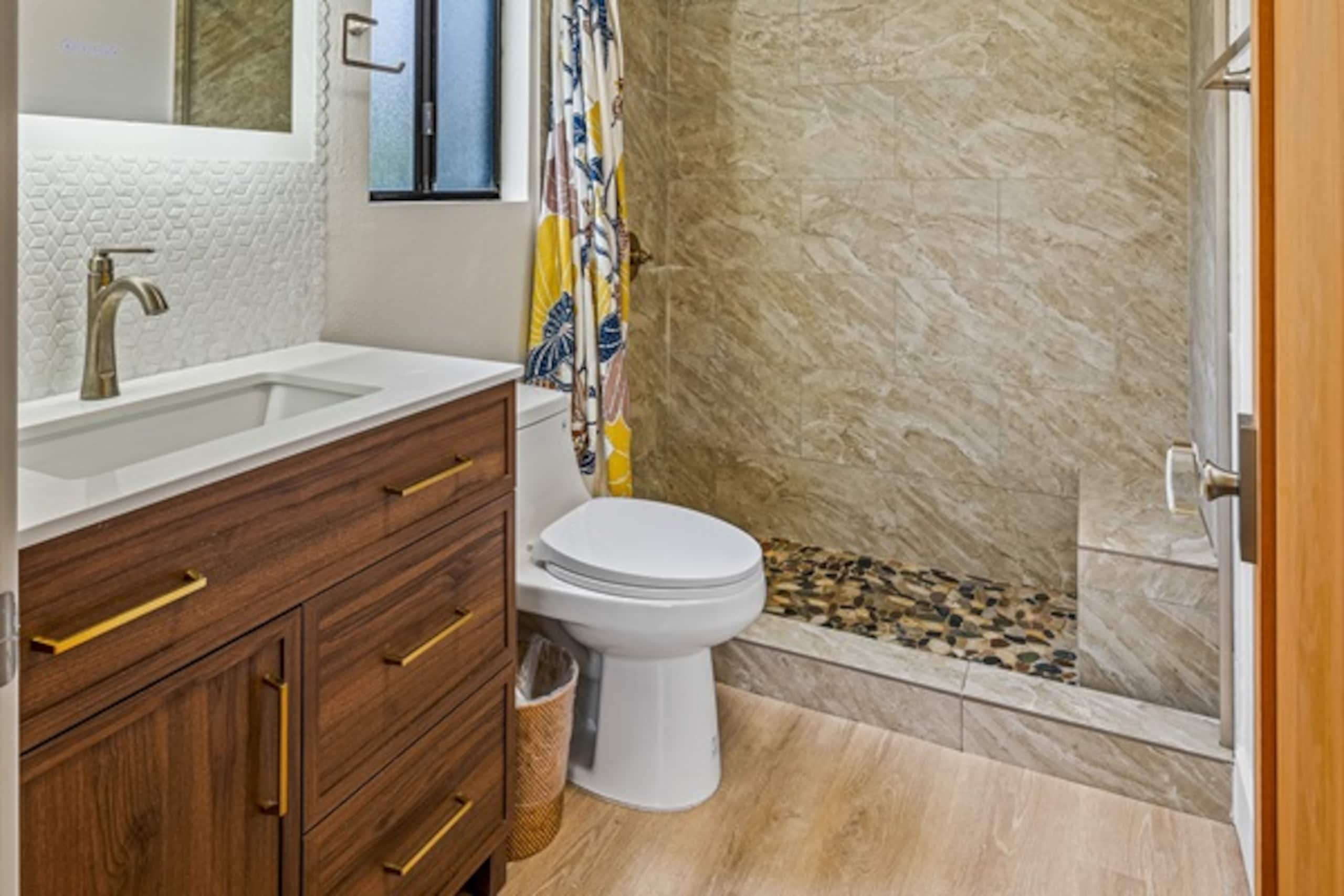 Home in Kailua-Kona · ★5.0 · 4 bedrooms · 13 beds · 3 private baths - Image 88