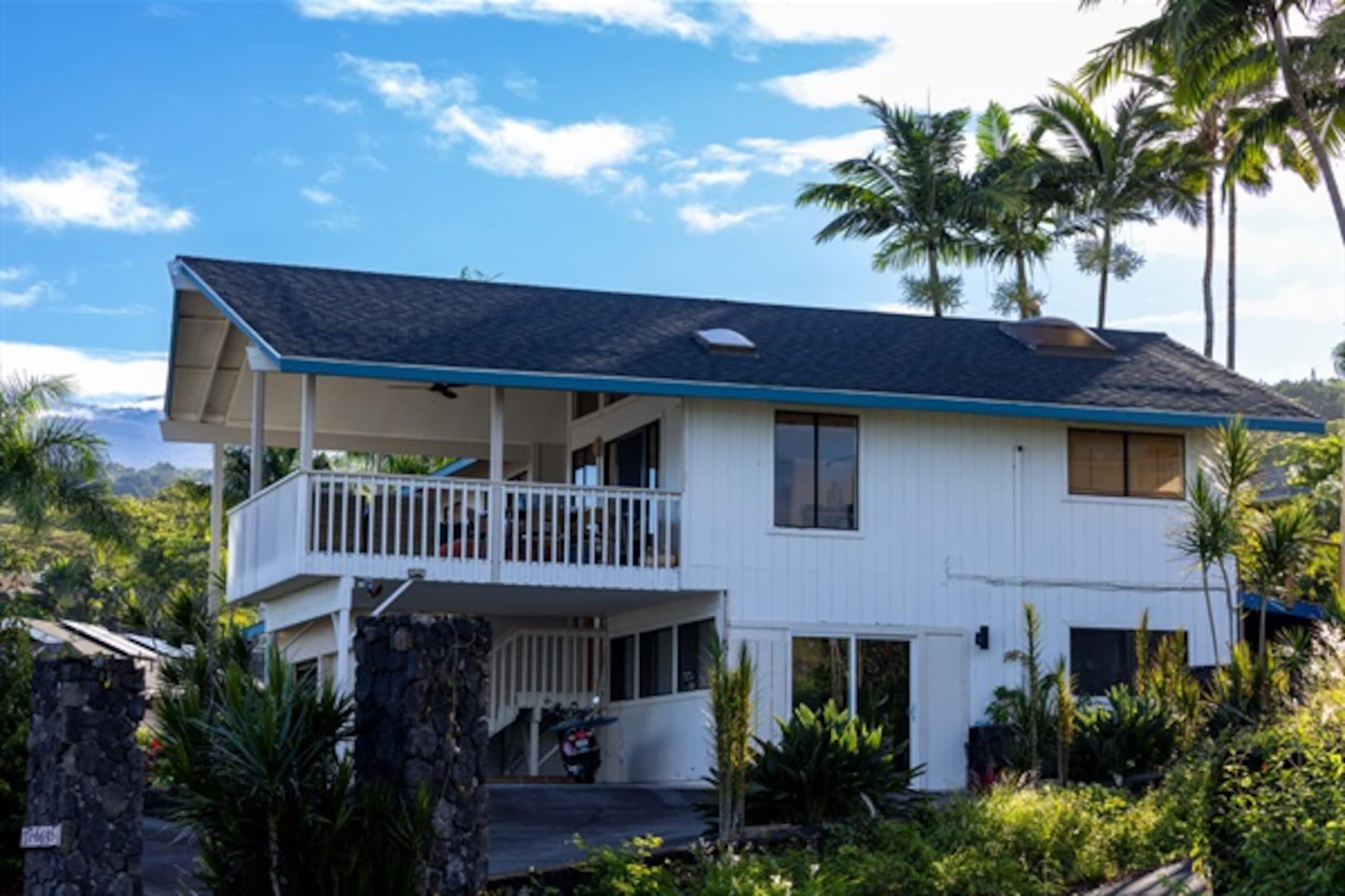 Home in Kailua-Kona · ★5.0 · 4 bedrooms · 13 beds · 3 private baths - Image 5