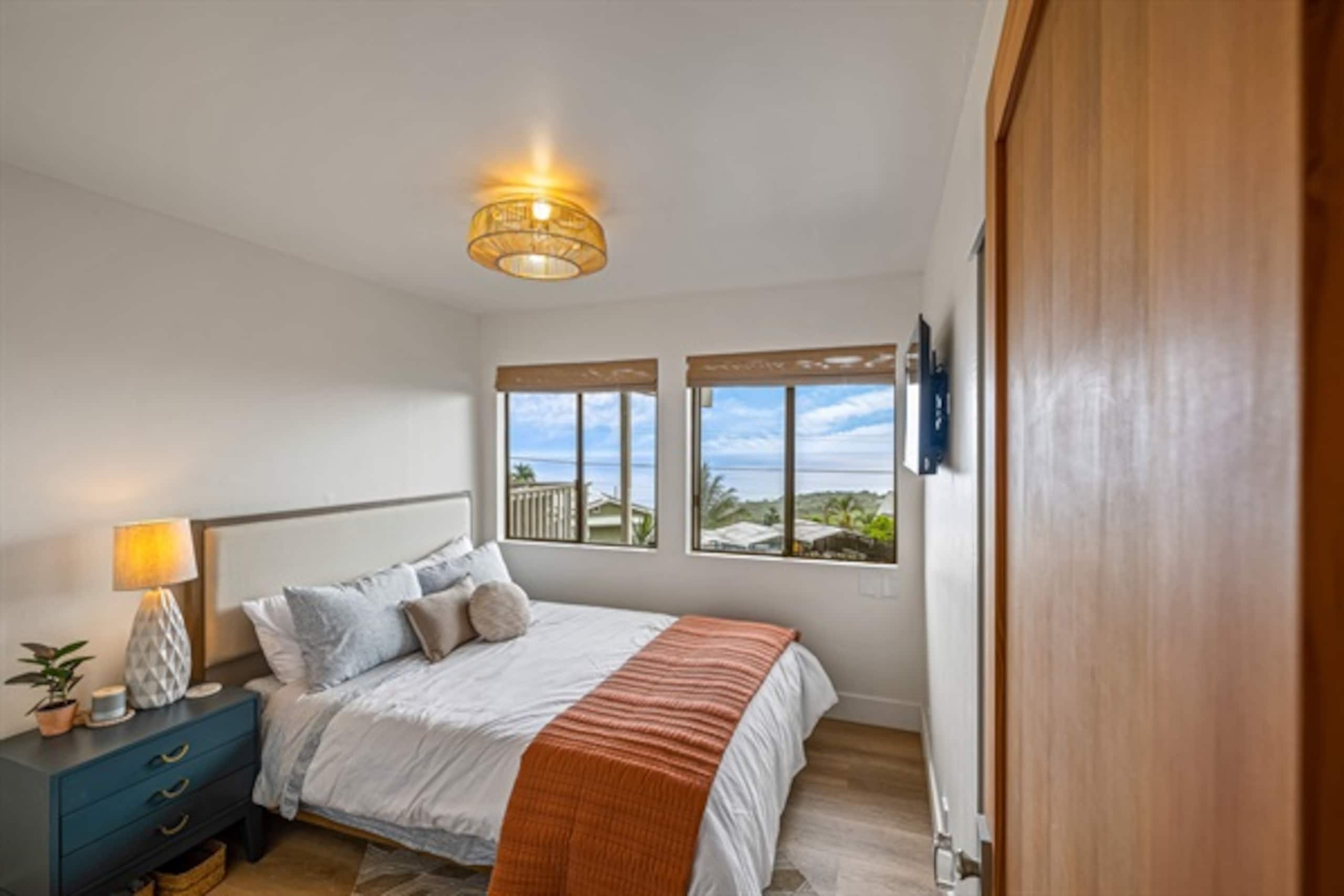 Home in Kailua-Kona · ★5.0 · 4 bedrooms · 13 beds · 3 private baths - Image 4