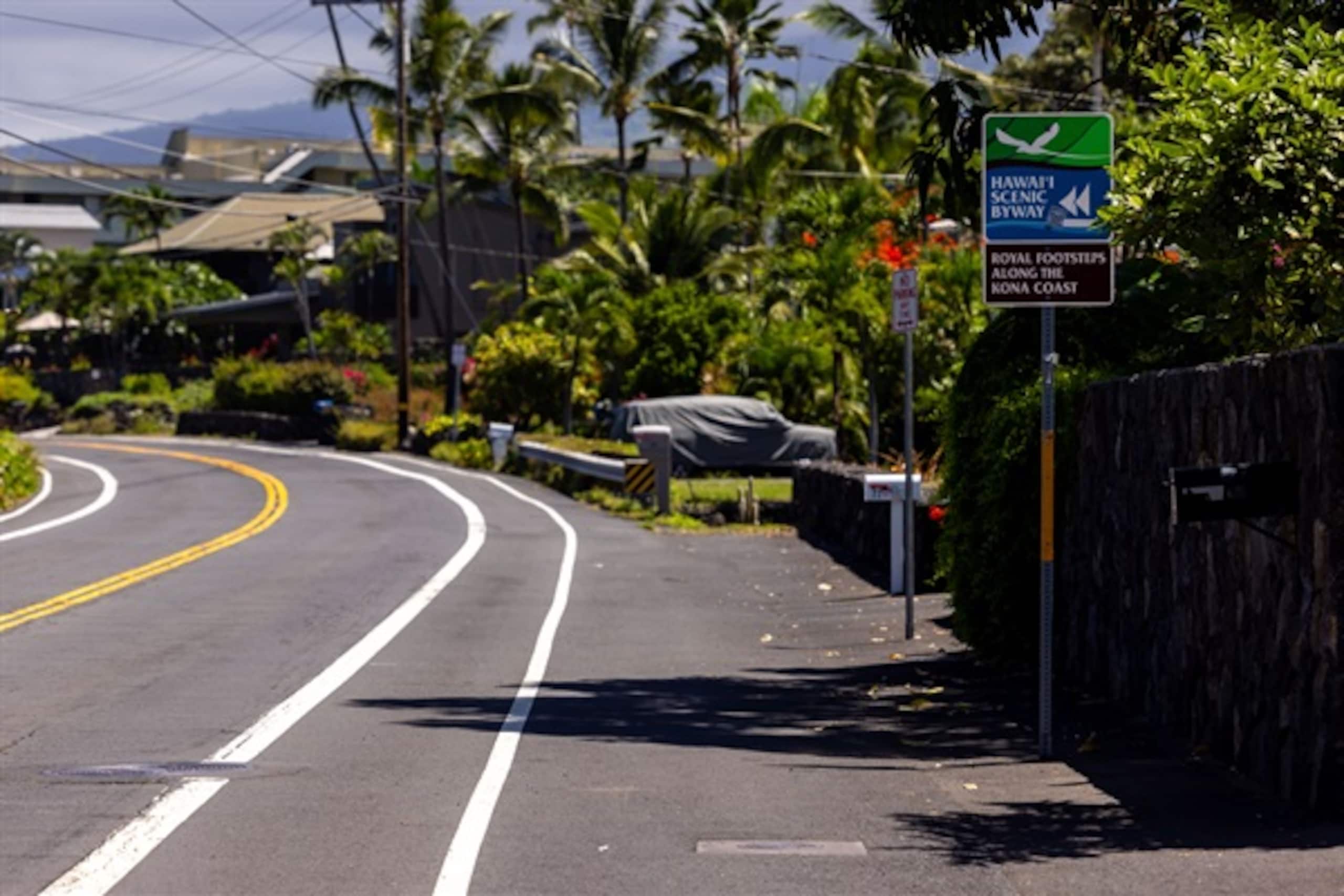 Home in Kailua-Kona · ★5.0 · 4 bedrooms · 13 beds · 3 private baths - Image 71