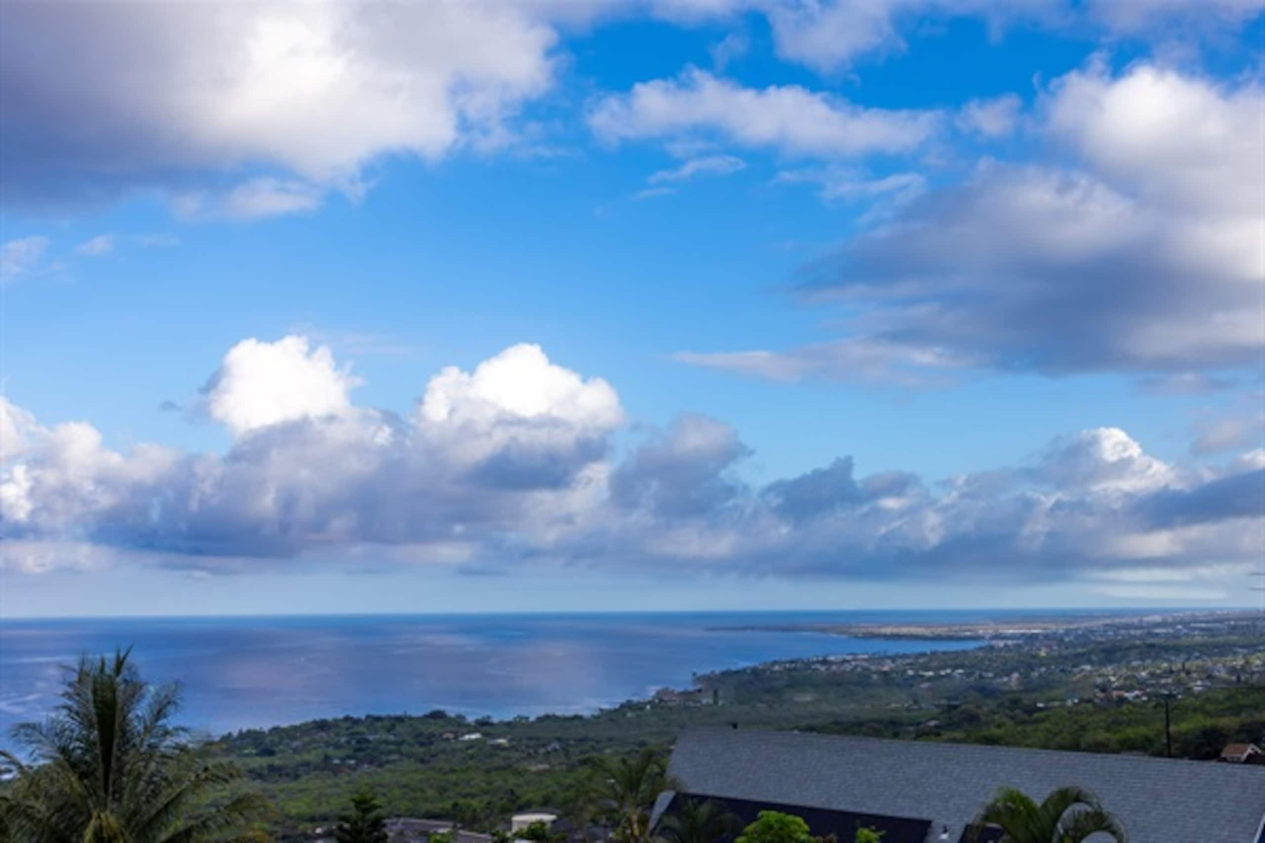 Home in Kailua-Kona · ★5.0 · 4 bedrooms · 13 beds · 3 private baths - Image 57