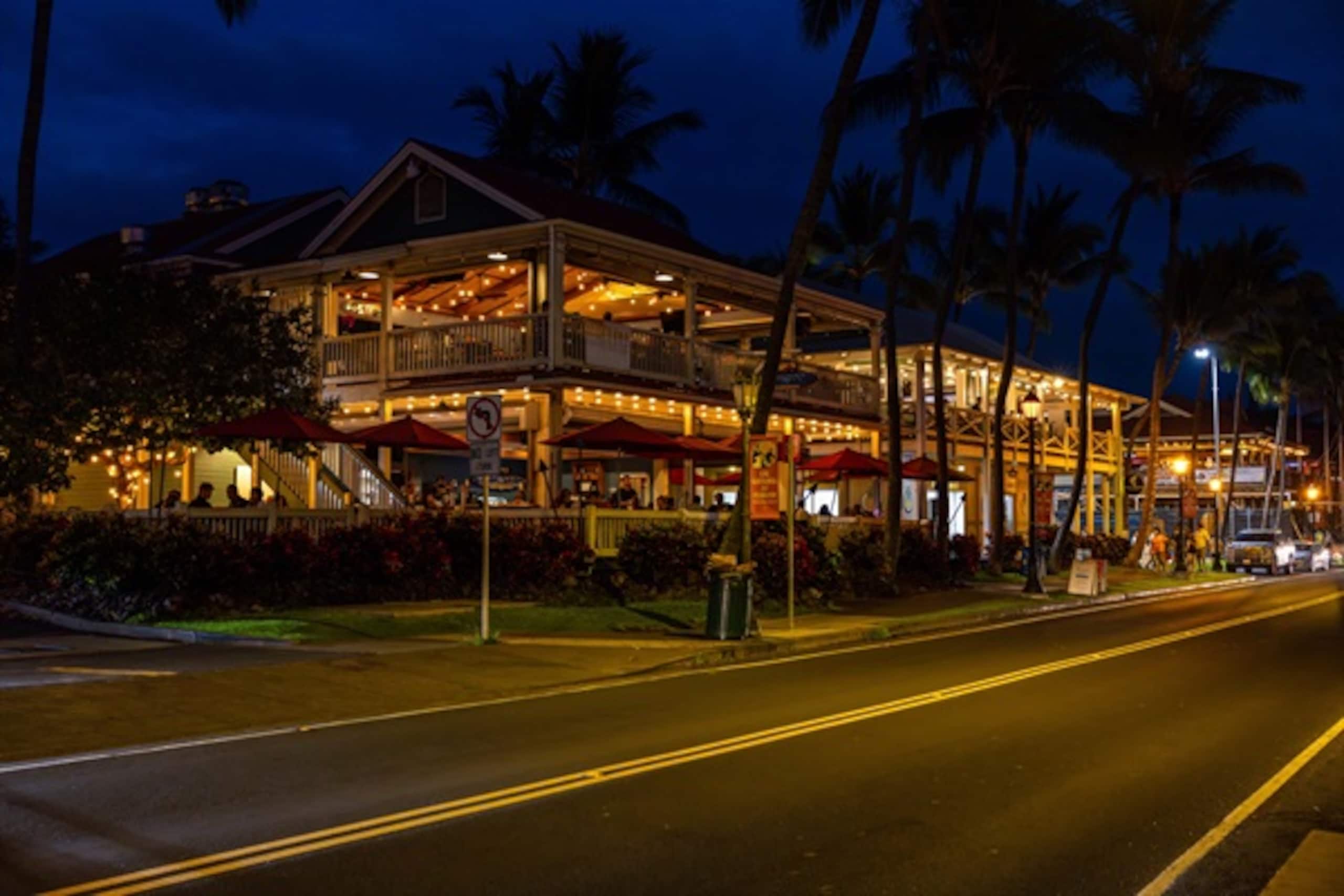 Home in Kailua-Kona · ★5.0 · 4 bedrooms · 13 beds · 3 private baths - Image 120