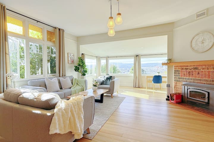 Stayau Romantic Horizon 2brm In Trevallyn - Entally Estate, Hadspen