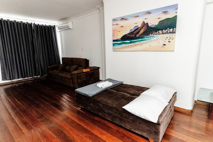 صالة مشتركة/غرفة تلفزيون ، غرفة معيشة