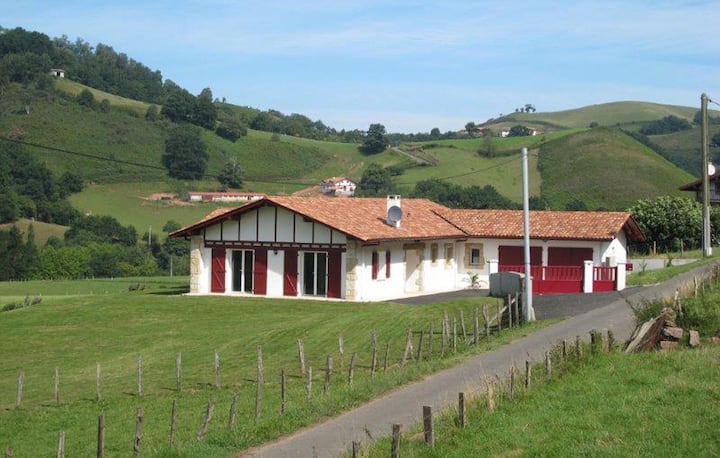 Belle Maison Vue Montagnes - Bidarray