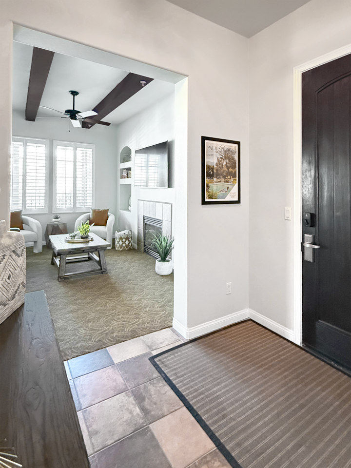 3br Villa W/ Kitchen, Pool View + 2 Balconies - La Quinta, CA