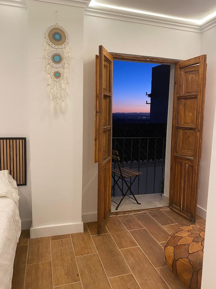 عرض (عقار / غرفة)، إطلالة (من العقار/الغرفة)