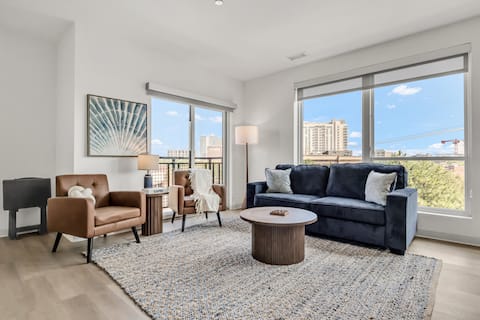 Top Airbnb: Serene & Spacious 2BR | Cleveland Clinic in University