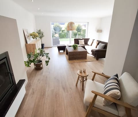 New! Bright and modern house with garden