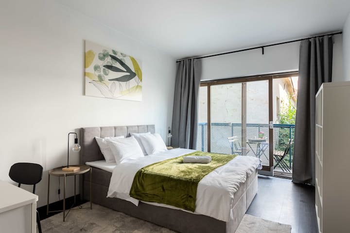 Apartments With Balcony | Near Center Of Prague - Prague
