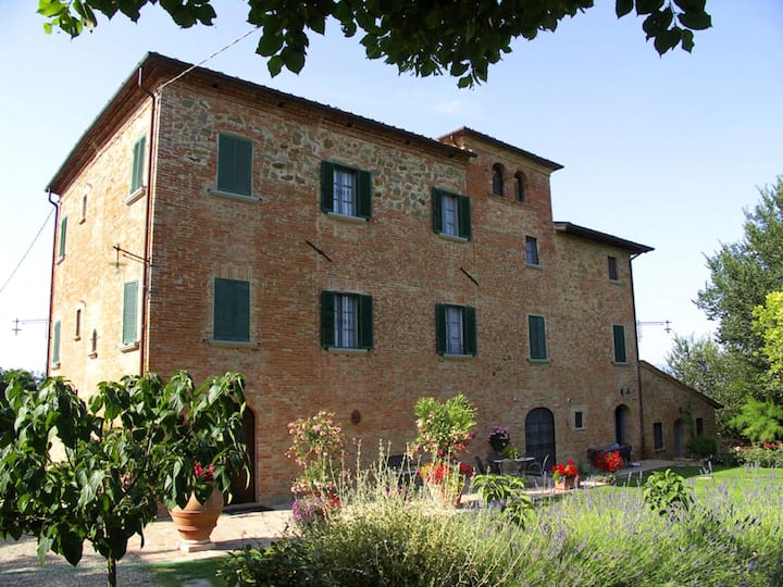 Séjour éLégant Dans Un Château Avec Piscine - Italien